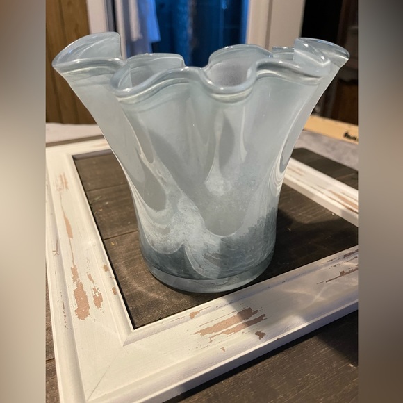 Grey Handblown ribbon top vase. - Picture 1 of 11